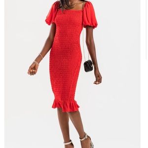 Trixxi/Francesca’s Dani smocked midi dress/red